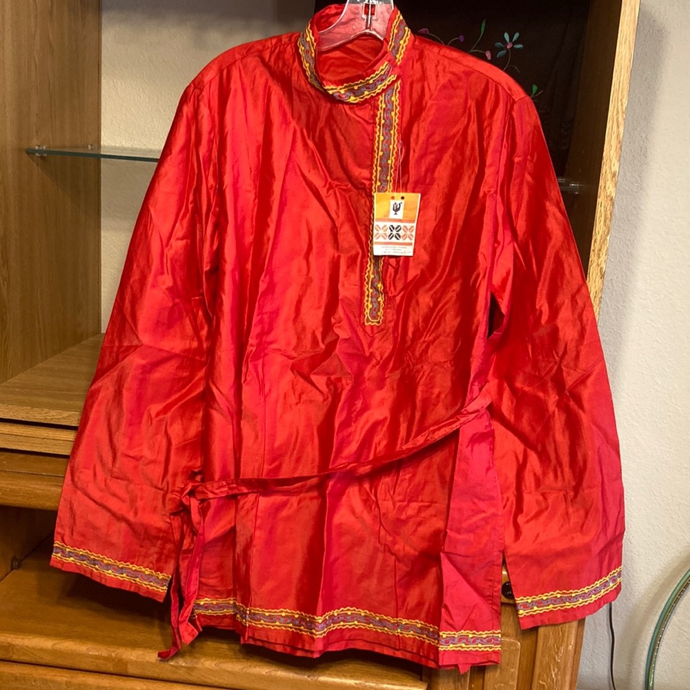 VTG Tolstoy Shirt